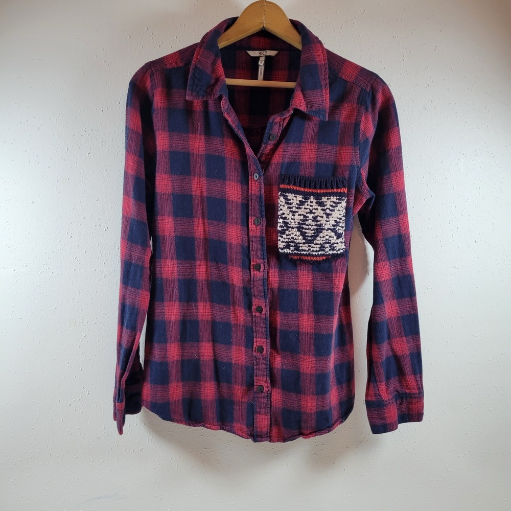 BKE Flannel Shirt Womens Small Red Blue Excellent Knit Pocket Plaid Button Up